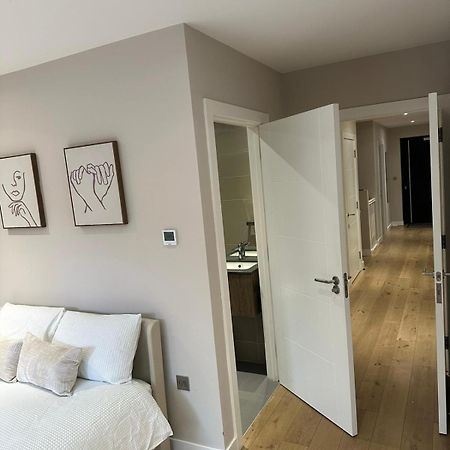 Richardson Deluxe Apartments - 3 Bed London Bagian luar foto