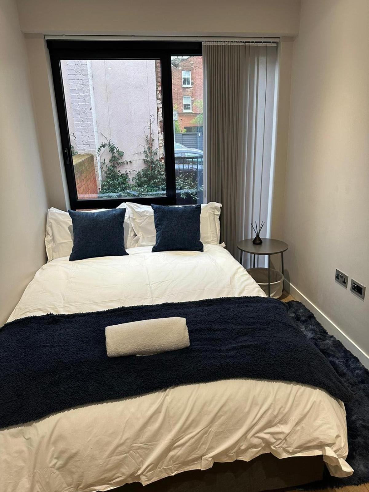 Richardson Deluxe Apartments - 3 Bed London Bagian luar foto